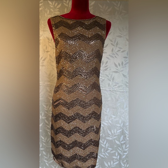 Size 2 Alice & Olivia - has issues please look and read below: rack 6 - Picture 1 of 4